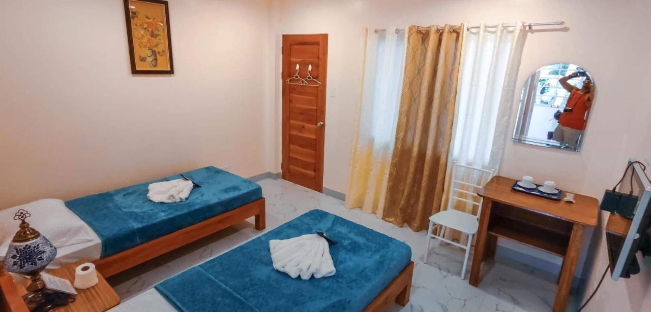 Elnora Delmar Travellers Inn 시퀴조르 외부 사진